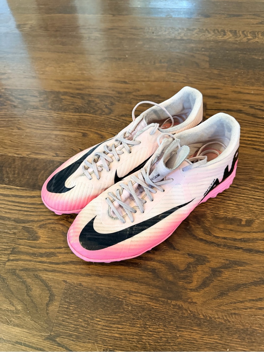 Nike Mercurial Vapor 15 Academy Turf Pink Foam Turf Shoes Size 6.5 - Picture 2 of 5